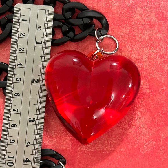 Huge Lucite Acrylic Clear Candy Red Heart Black Chain Resin Nec… - Picture 12 of 16